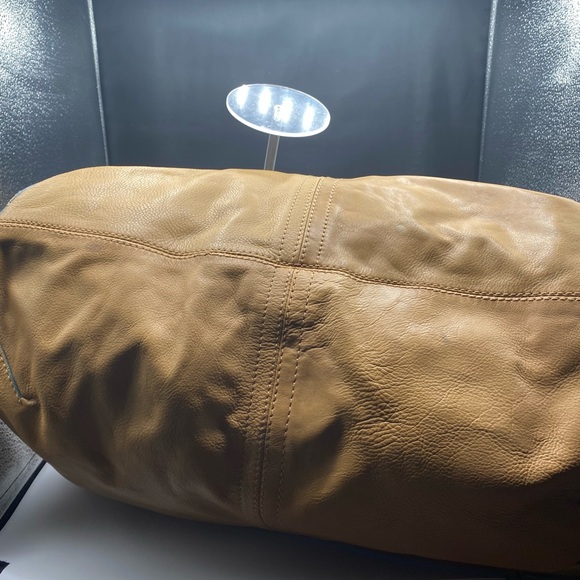 638 Gianni Bini Western HUGE leather bag w brass hdw travel bag - Picture 8 of 15